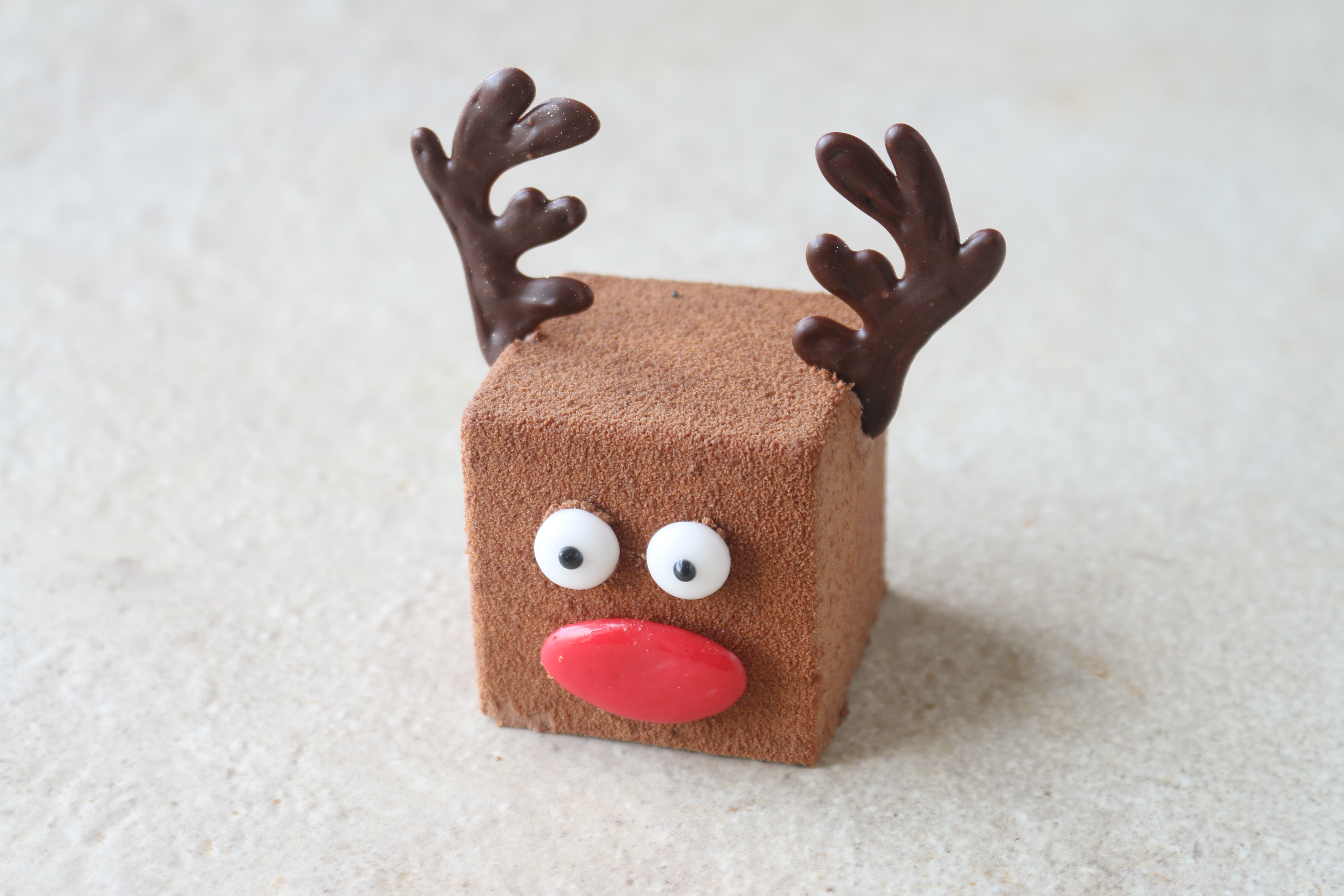 Big Choc Macaroon Reindeer’s – Mrs Crimbles